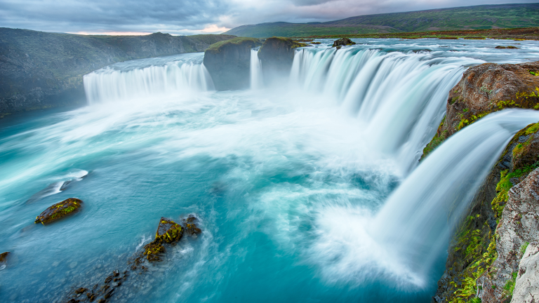 Waterfall in high resolution